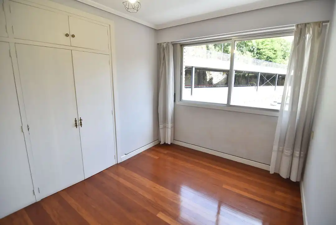 Habitación de Piso en venta en Eibar con Calefacción y Balcón