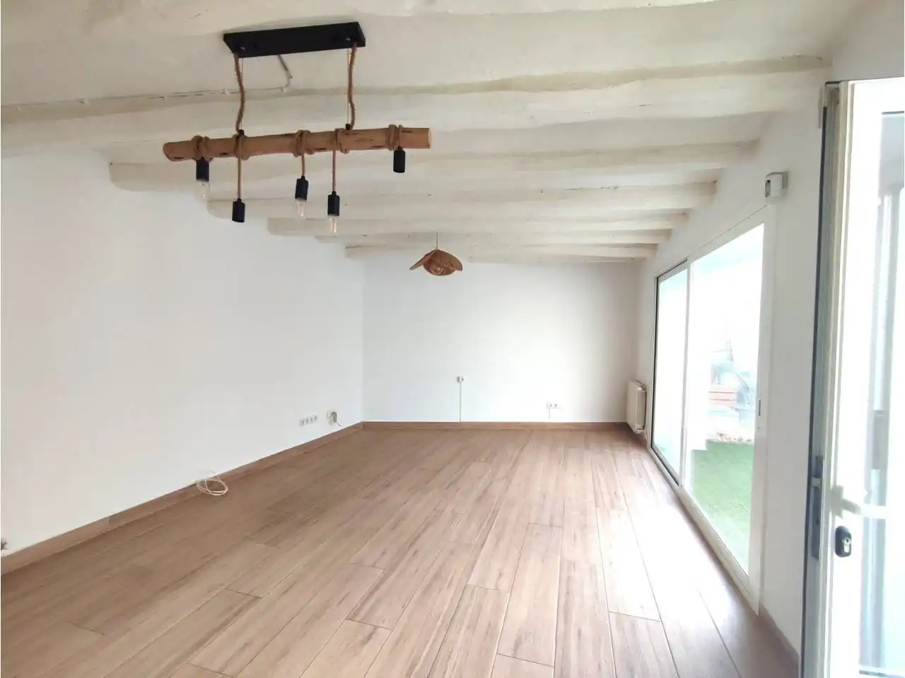 Sala de estar de Casa o chalet en venta en Sant Pere de Riudebitlles con Calefacción y Jardín privado