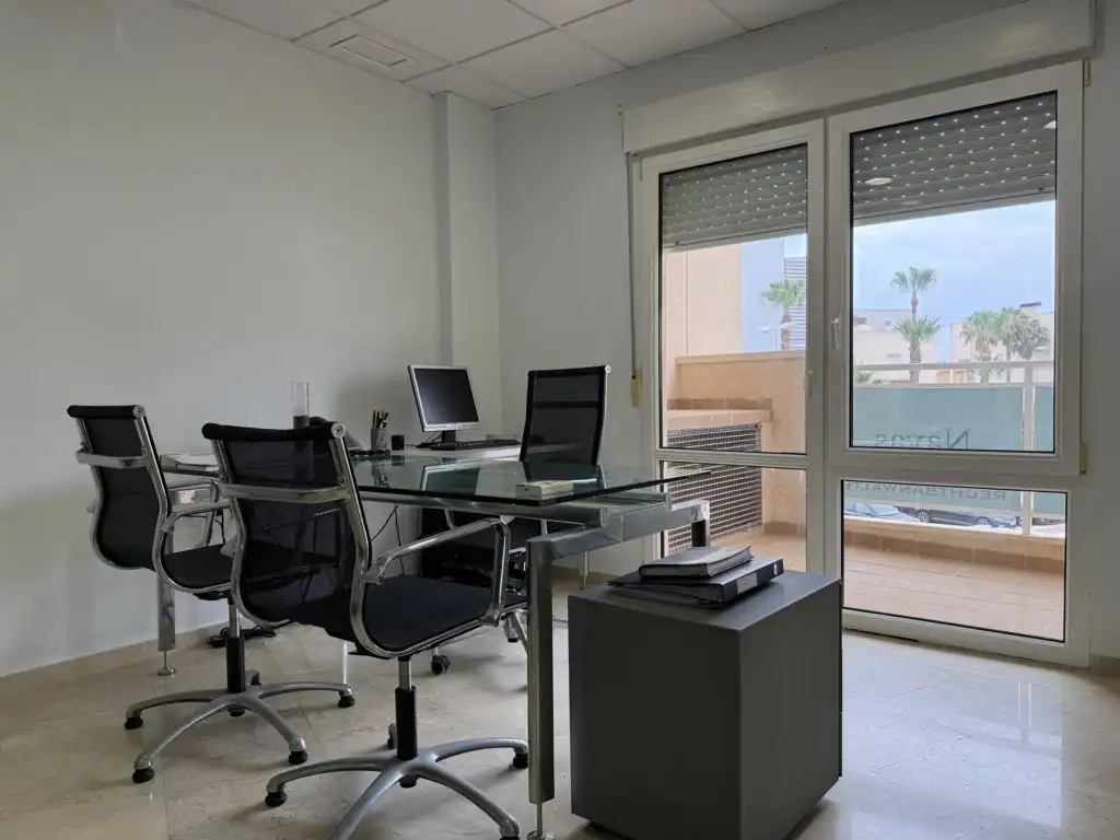 Local en venta en Orihuela con Aire acondicionado, Calefacción y Terraza