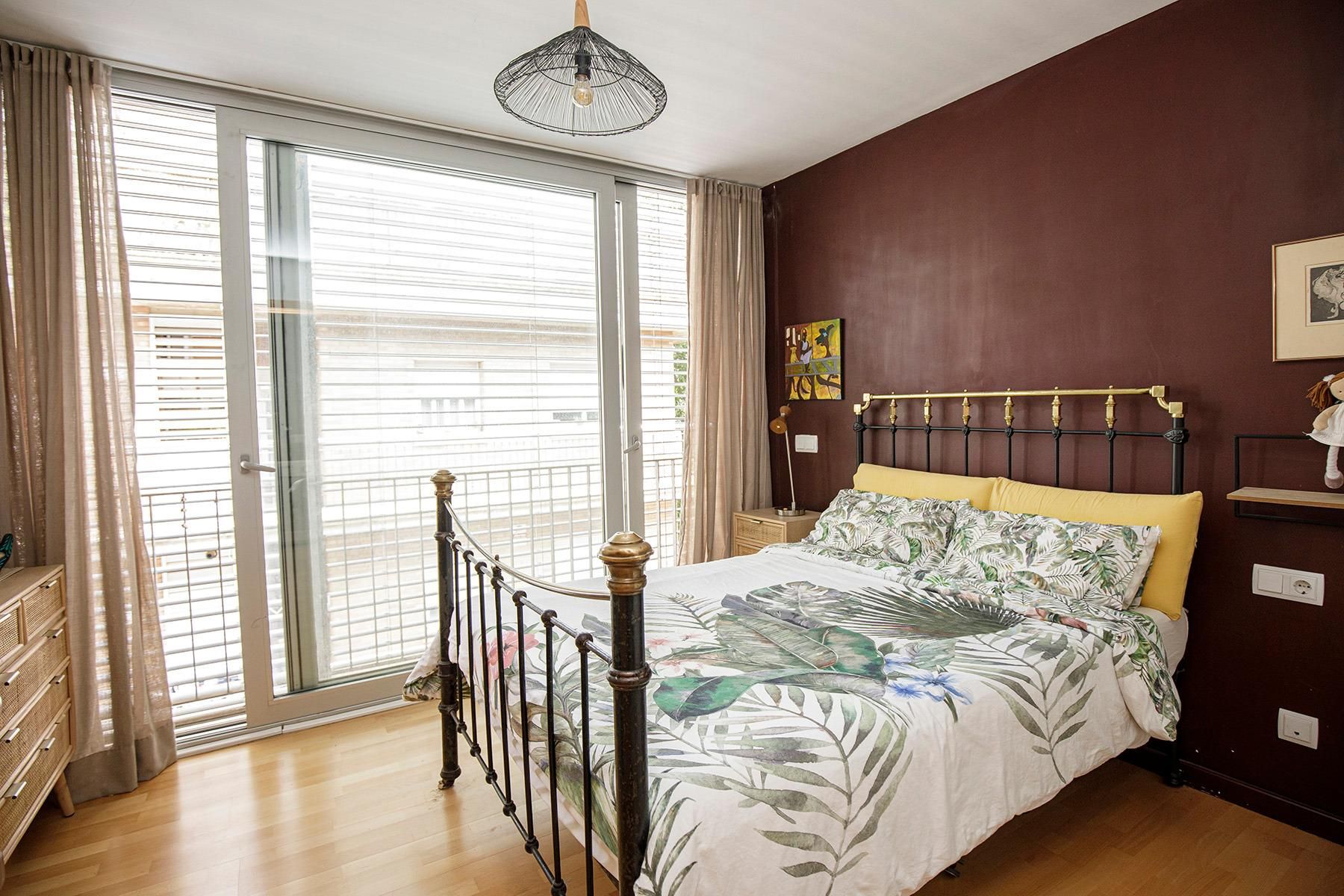 Bedroom of Apartment to rent in Girona Capital  with Air Conditioner and Heating