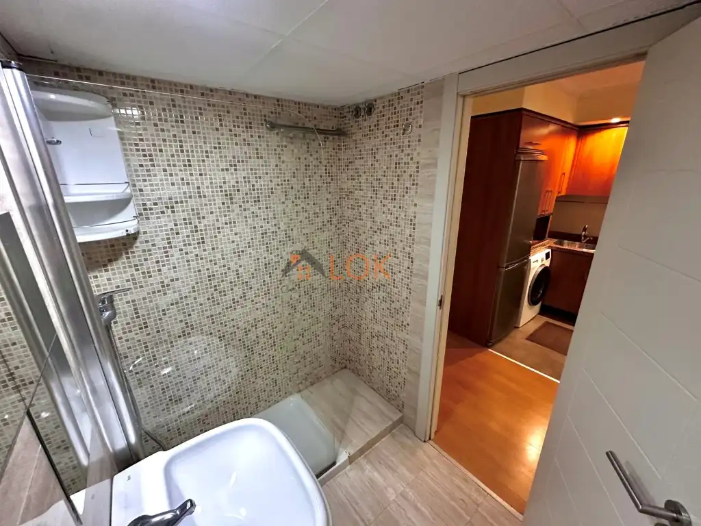 Bathroom of Flat for sale in Málaga