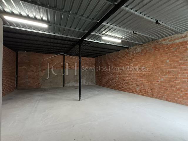 Local comercial en Alquiler en Los Rios