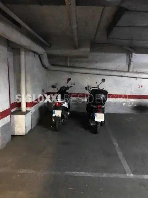 Garatge en venda a VALLESPIR, Sants