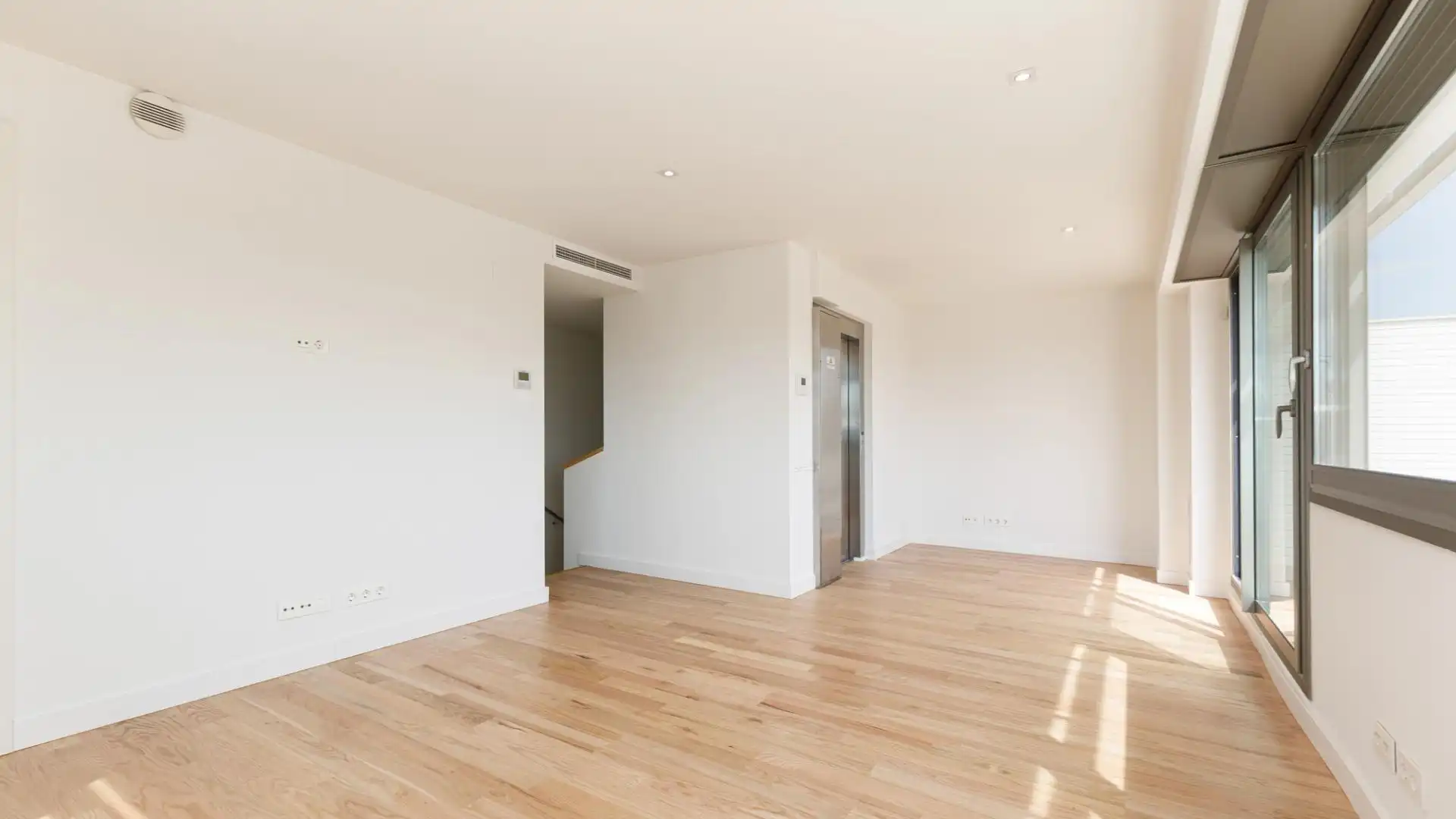 Sala de estar de Casa o chalet de alquiler en Sabadell con Aire acondicionado, Calefacción y Jardín privado