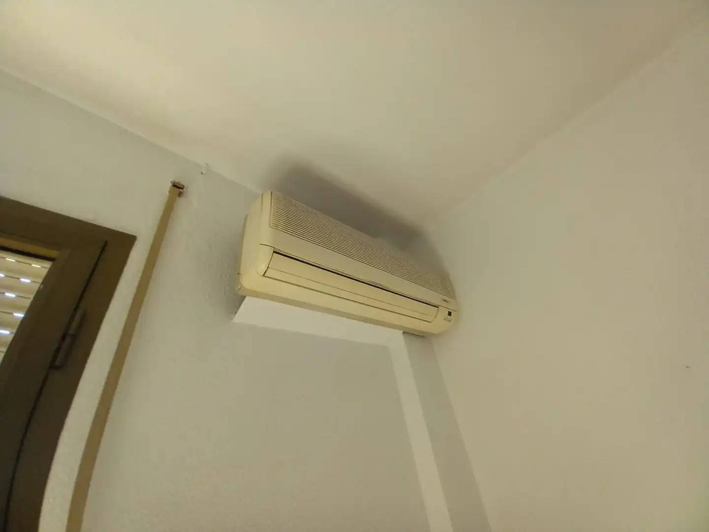 Bedroom of Flat for sale in Ronda  with Air Conditioner and Heating