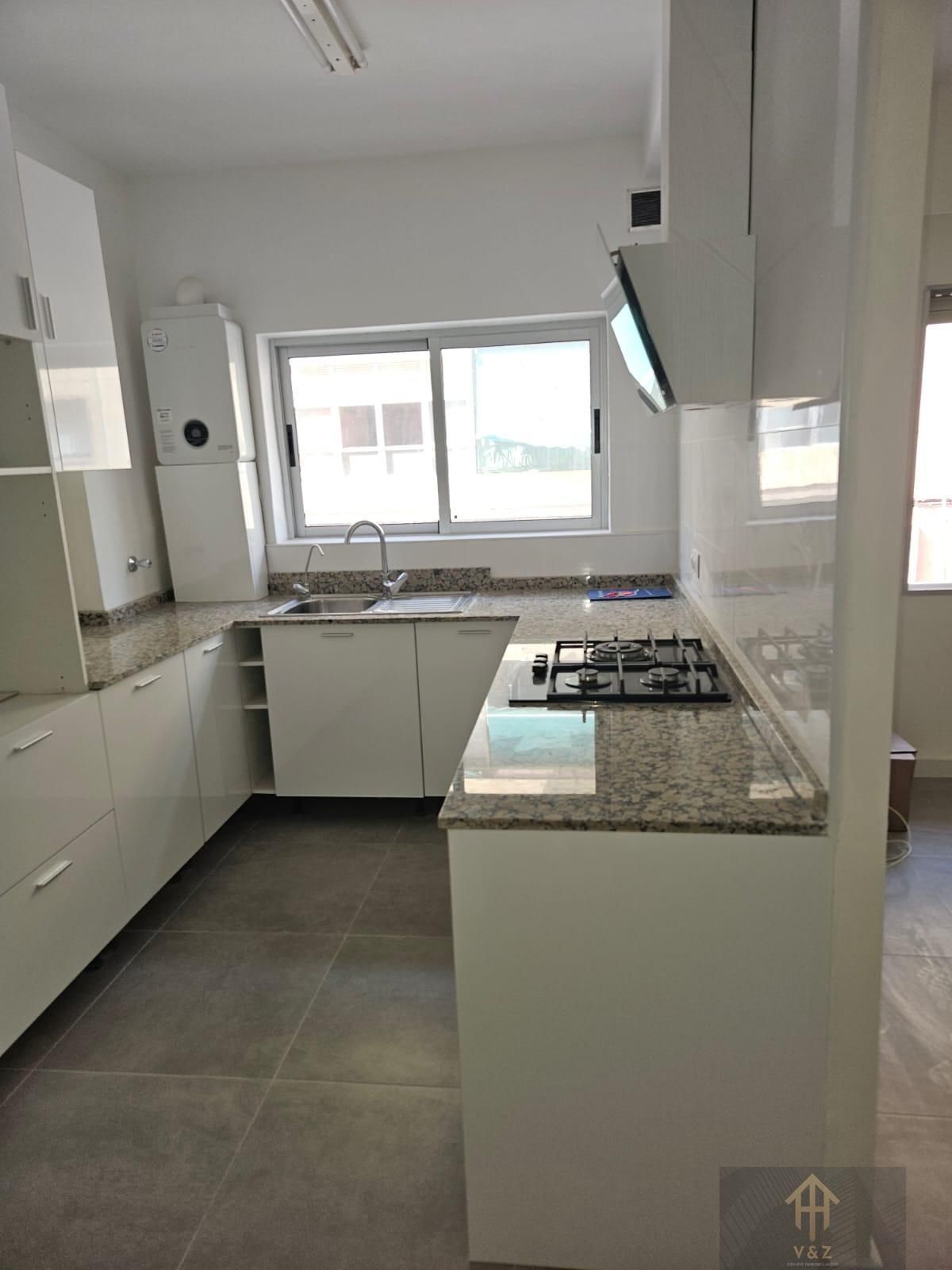 Cuina de Apartament en venda en Alicante / Alacant