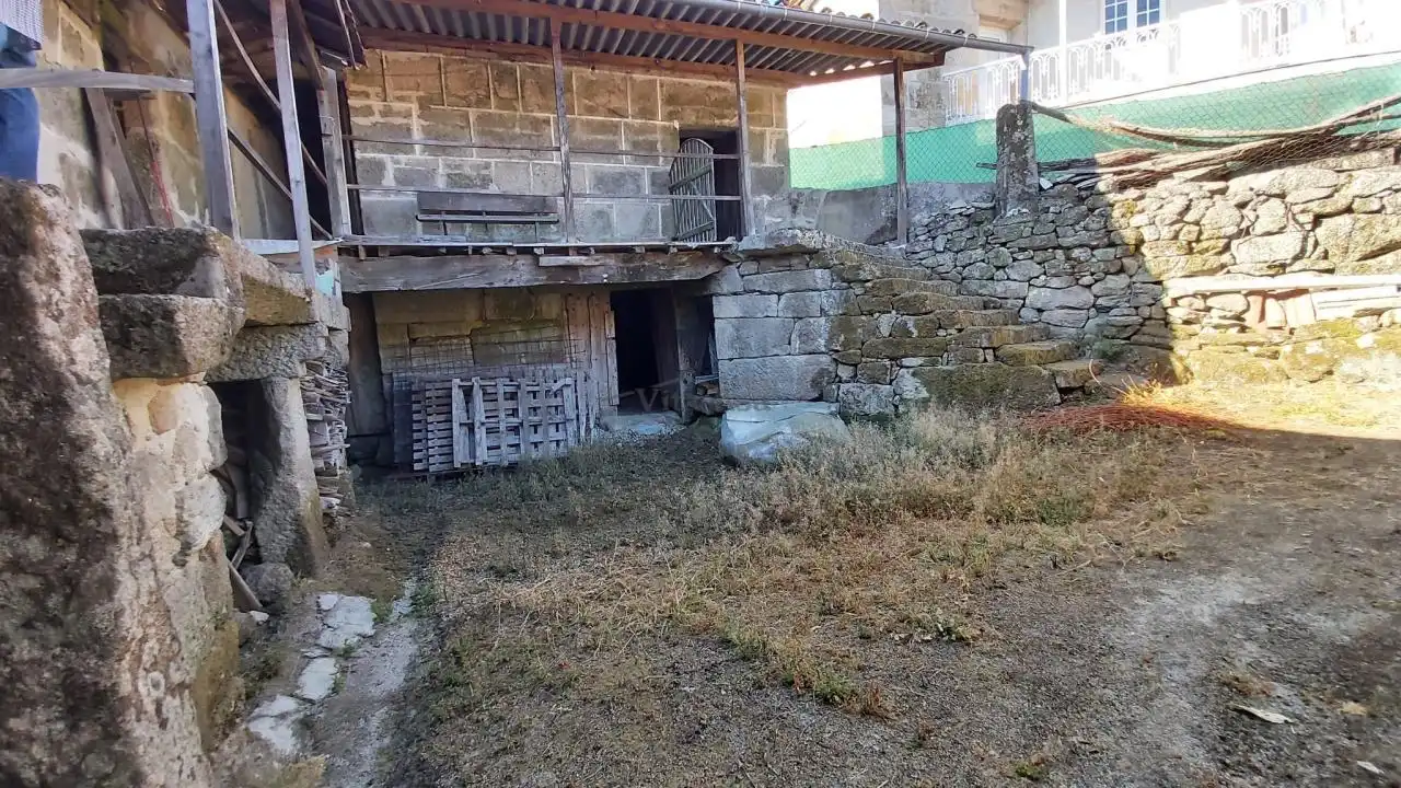 Casa o xalet en venda en San Cristovo de Cea amb Calefacció, Jardí privat i Terrassa