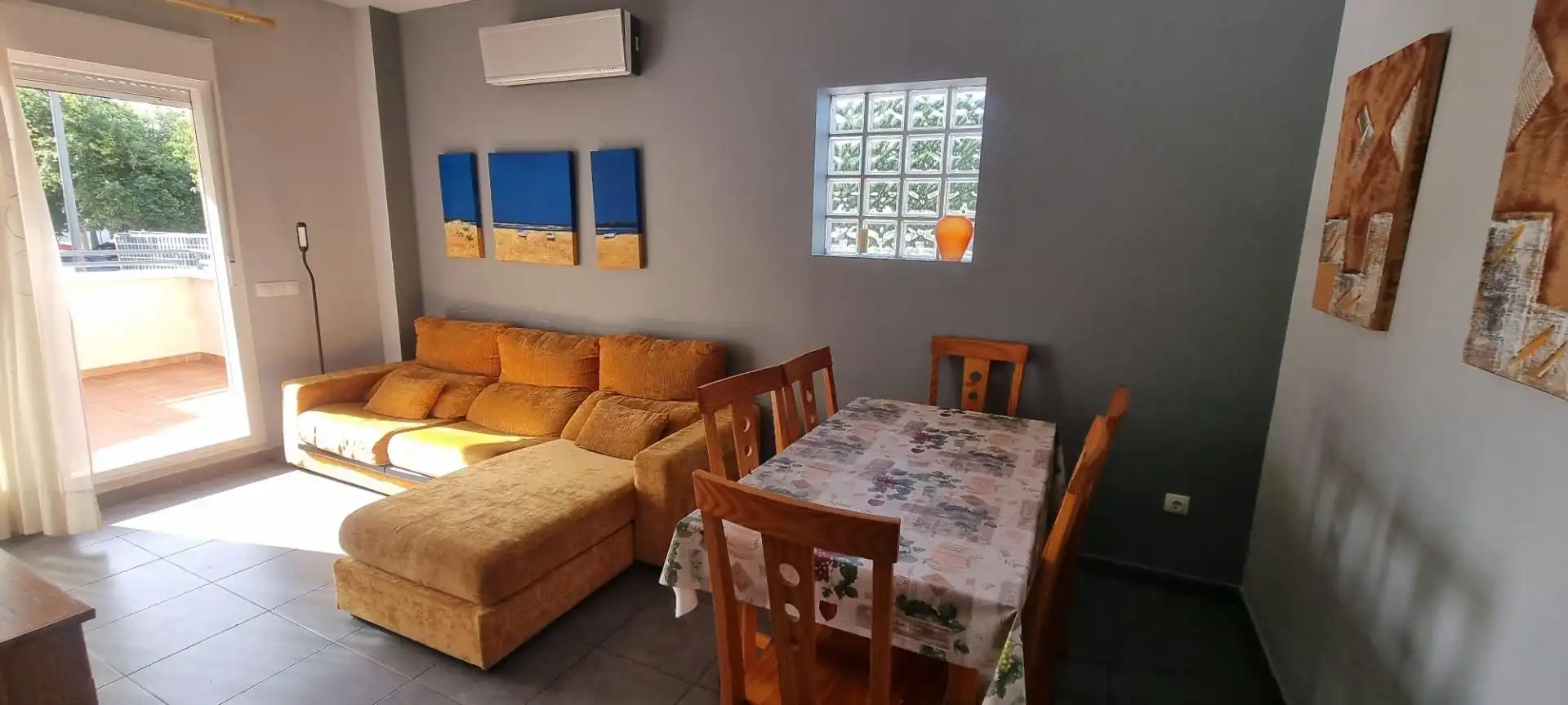 Menjador de Apartament en venda en Alcalà de Xivert amb Aire condicionat, Jardí privat i Terrassa