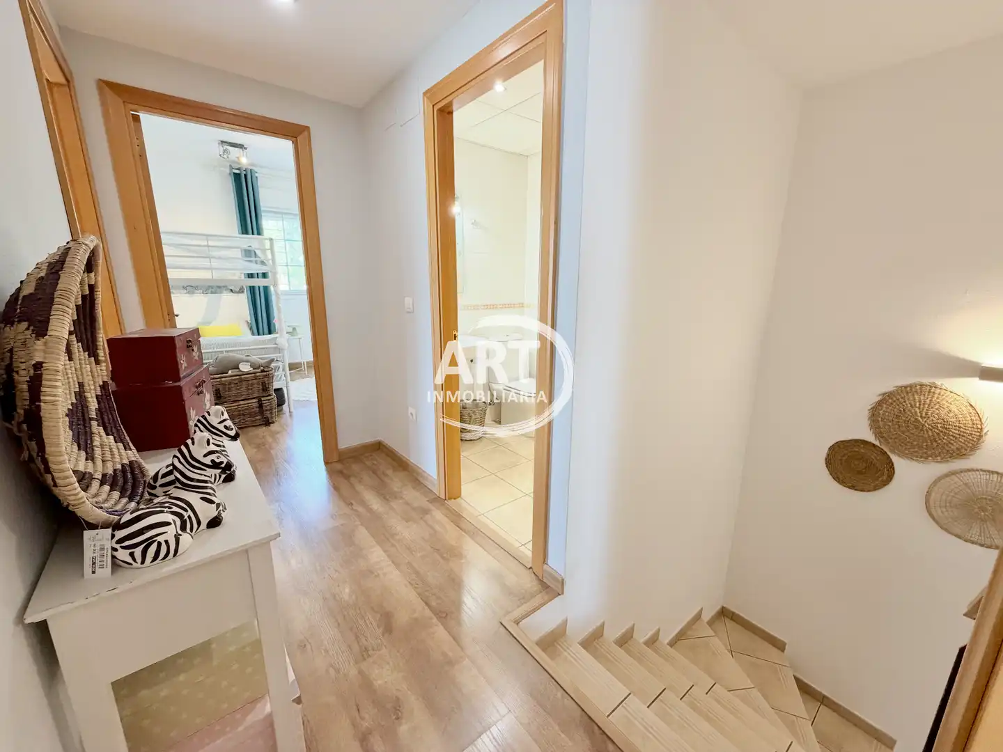 Casa adosada en venda en La Pobla de Vallbona amb Aire condicionat, Calefacció i Jardí privat