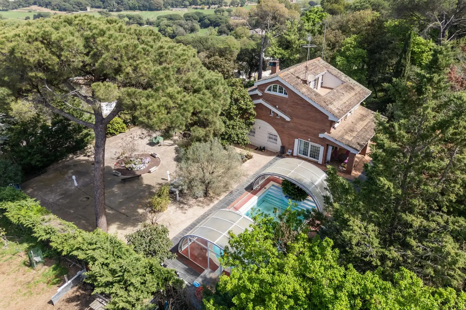 Garden of Houses for sale in Vilanova del Vallès  with Air Conditioner, Heating and Private garden