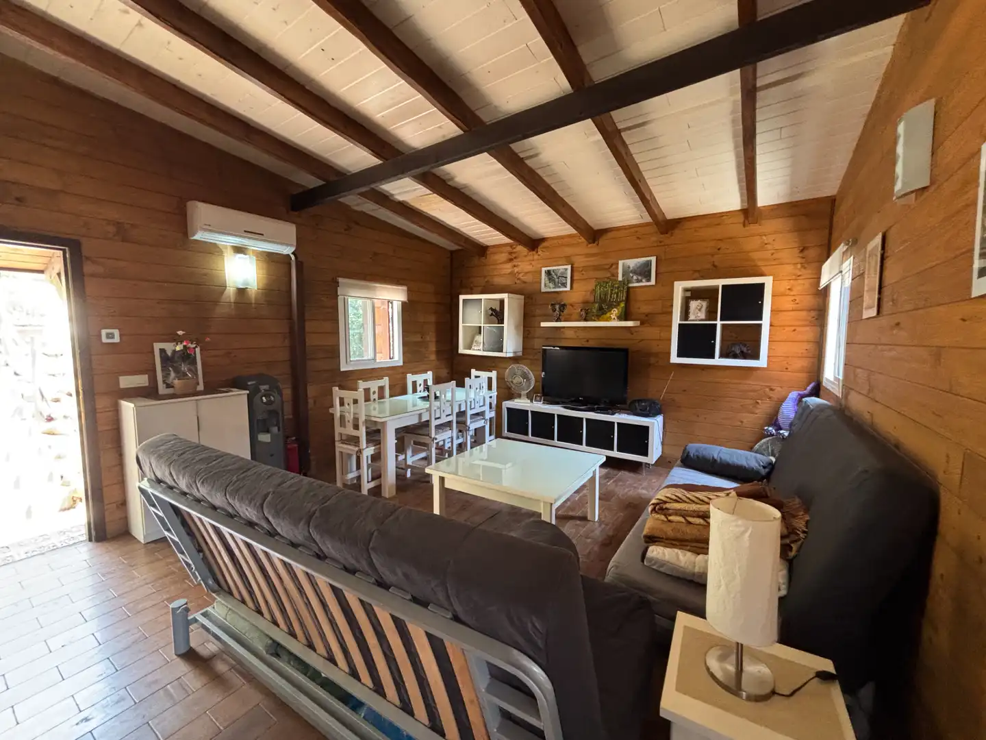 Sala d'estar de Finca rústica en venda en Andújar amb Aire condicionat, Jardí privat i Piscina