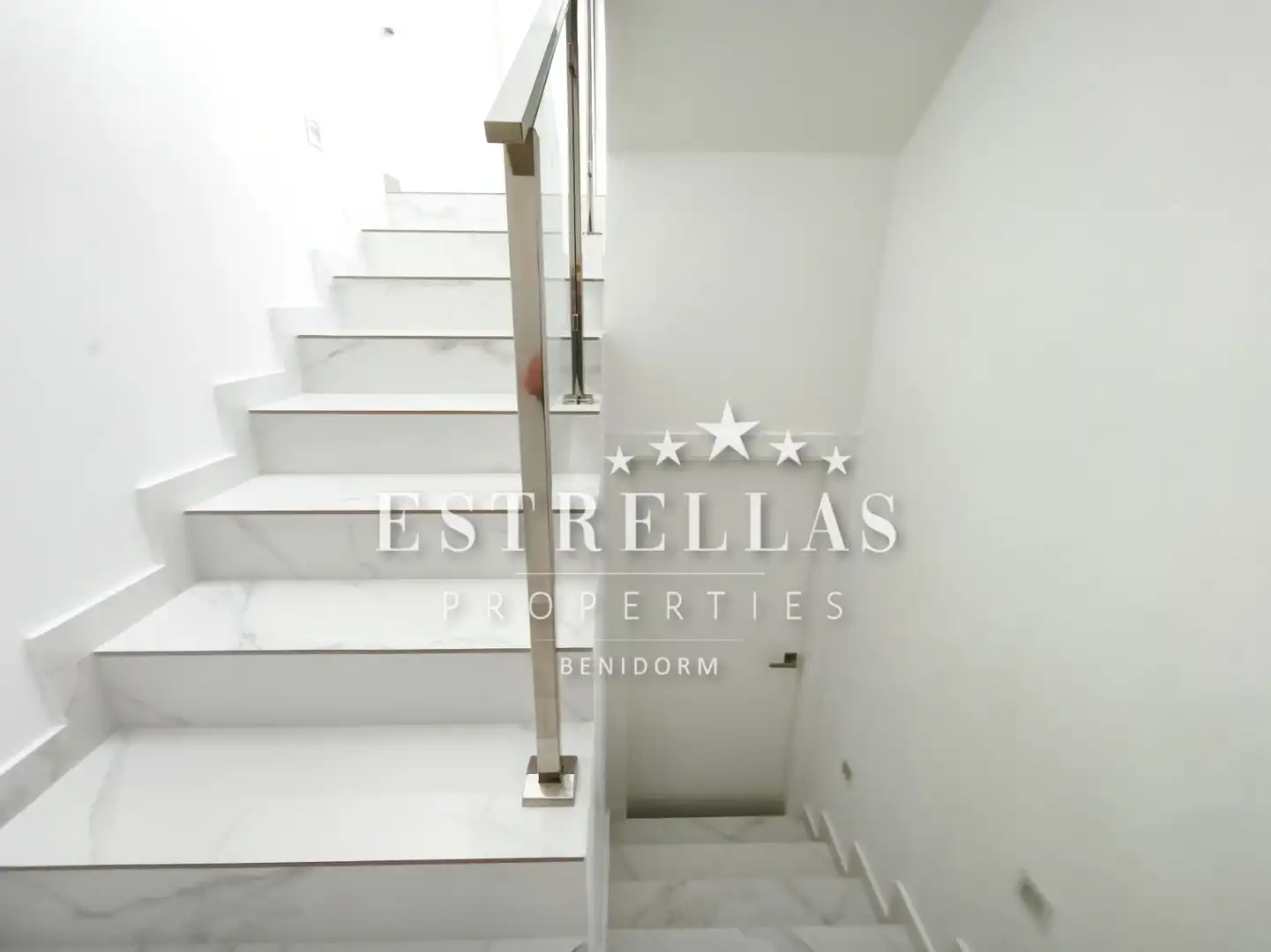Houses for sale in El Campello  with Air Conditioner, Heating and Private garden