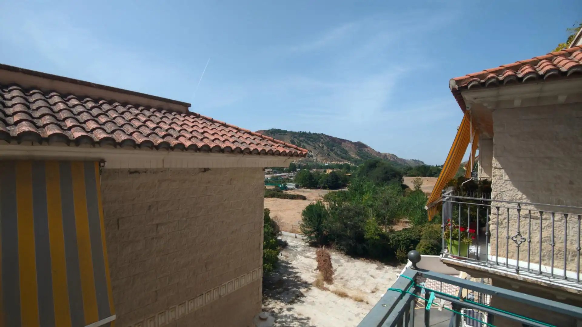 Exterior view of Flat for sale in Cenes de la Vega  with Air Conditioner, Heating and Balcony