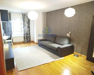 Living room of Apartment to rent in Villaquilambre  with Heating, Parquet flooring and Storage room