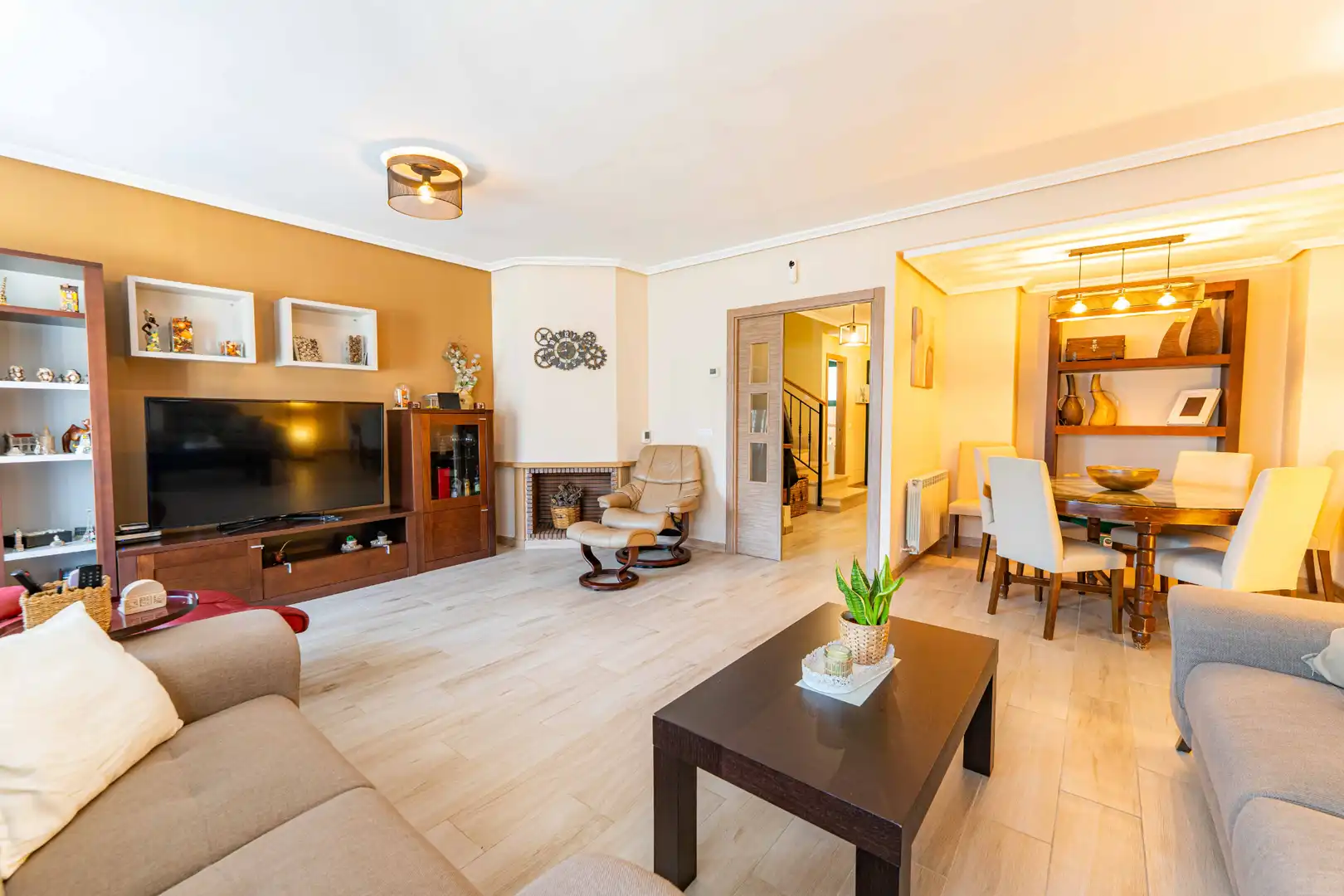 Living room of Detached homes for sale in Arroyomolinos (Madrid)  with Heating, Private garden and Community pool