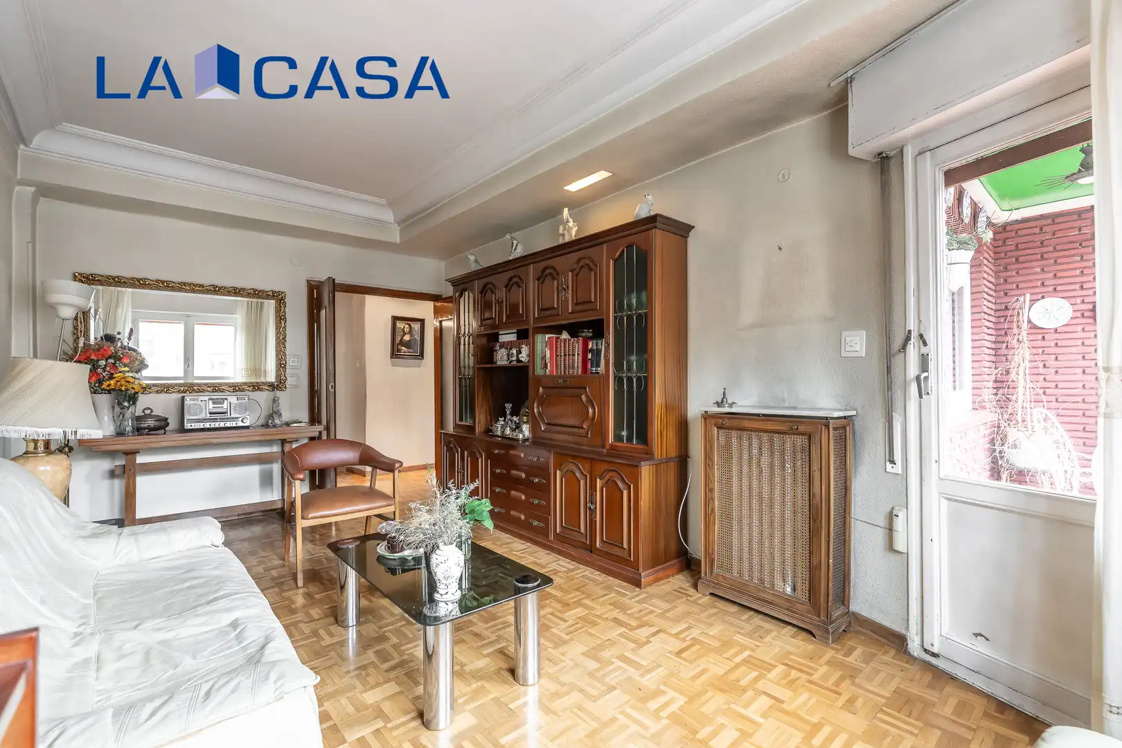 Living room of Flat for sale in  Madrid Capital  with Heating and Terrace