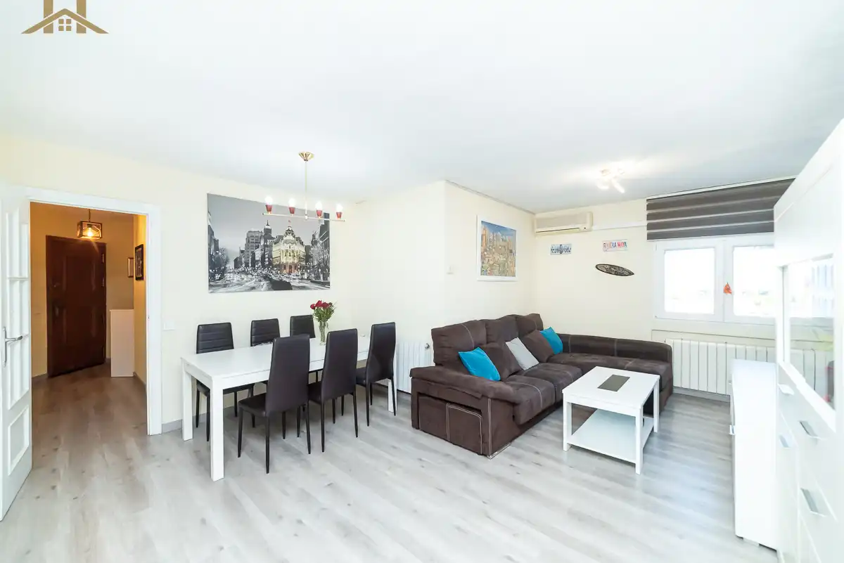 Living room of Flat for sale in Móstoles  with Air Conditioner, Heating and Terrace