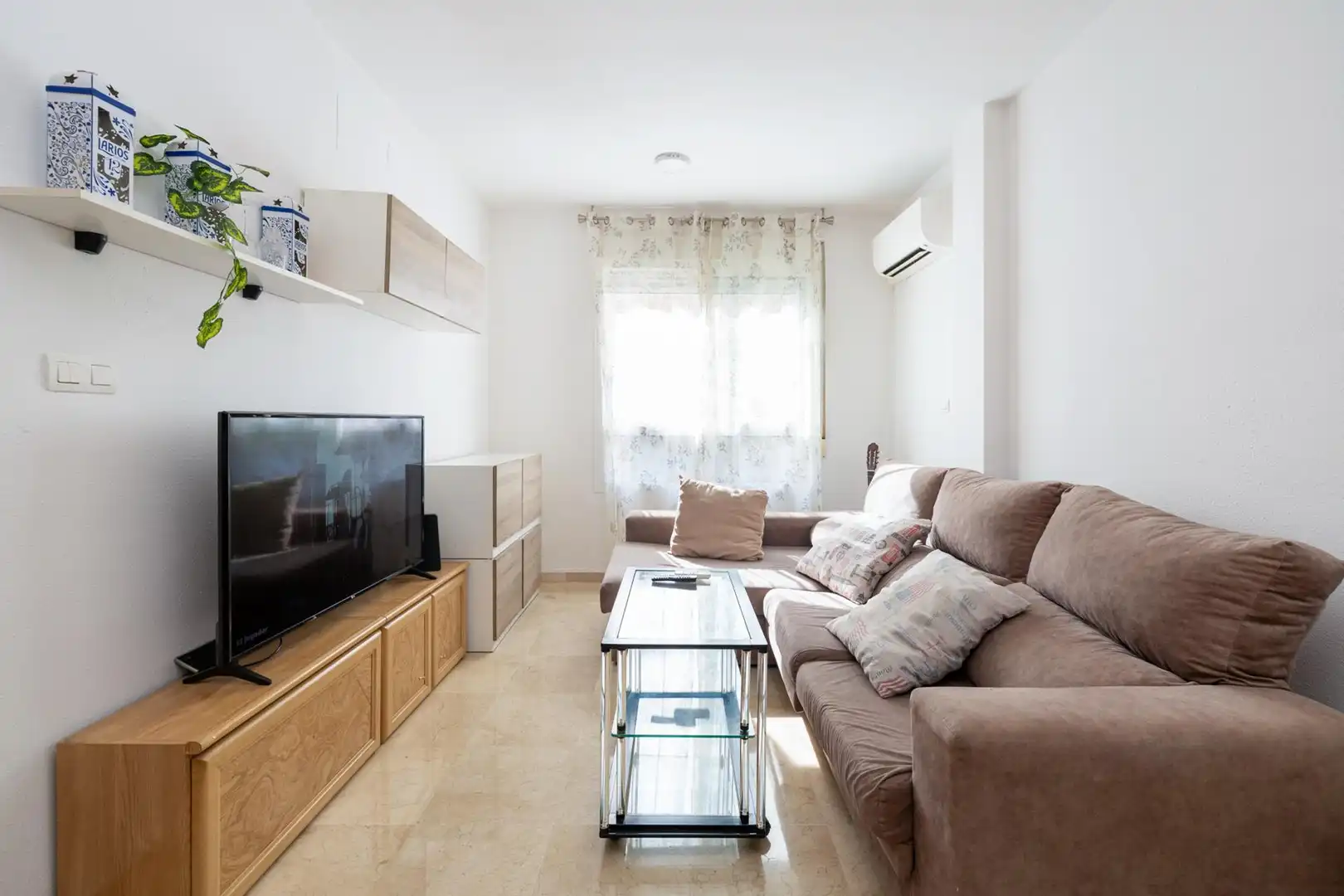 Sala d'estar de Pis en venda en Cenes de la Vega