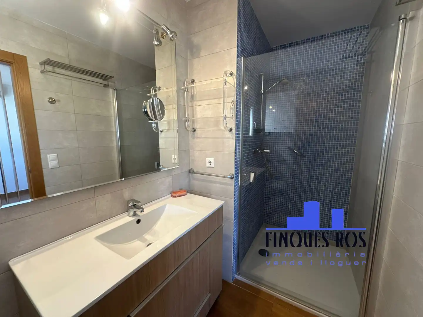 Bathroom of Houses for sale in Vinaròs  with Air Conditioner, Heating and Private garden