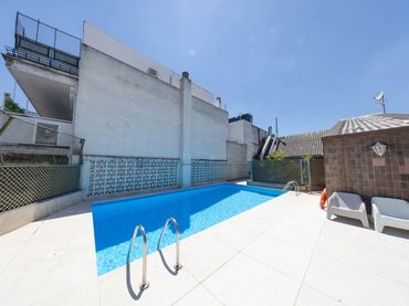 Piso con balcón en venta en Calle de Zurbano