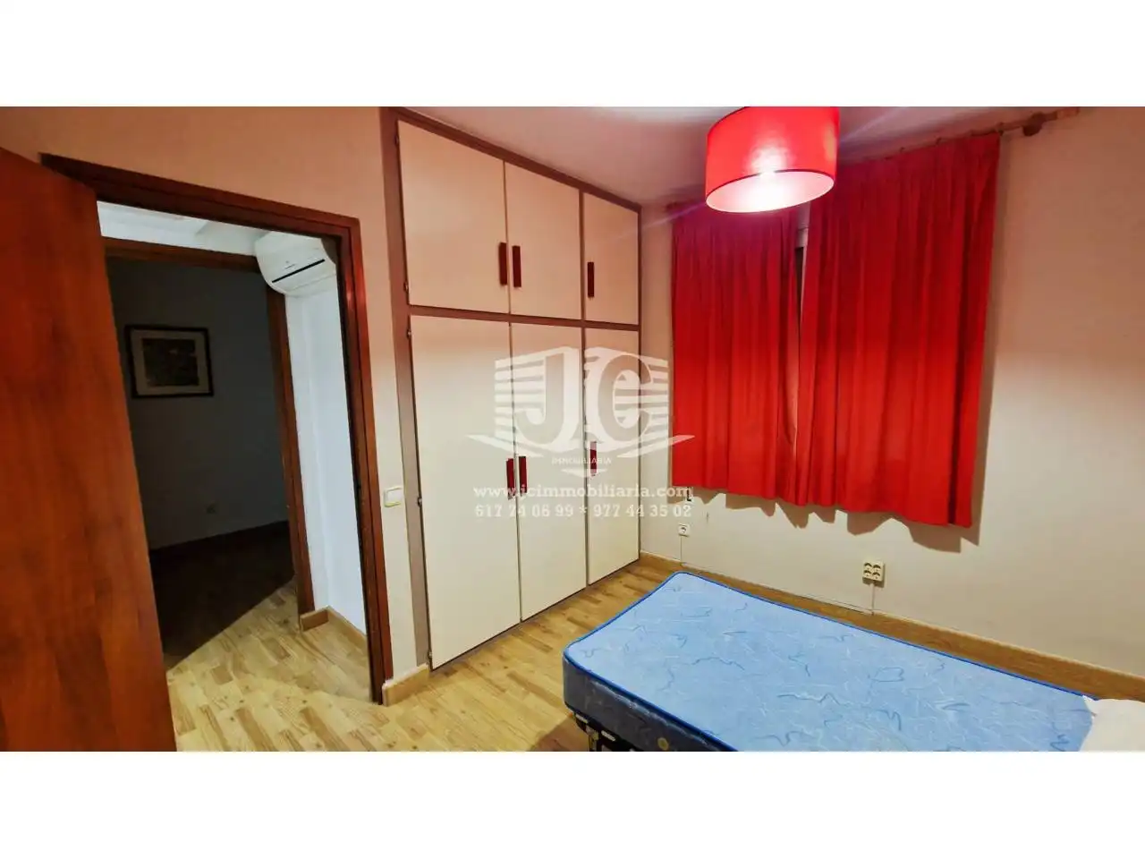 Habitación de Piso de alquiler en Tortosa con Aire acondicionado, Parquet y Terraza