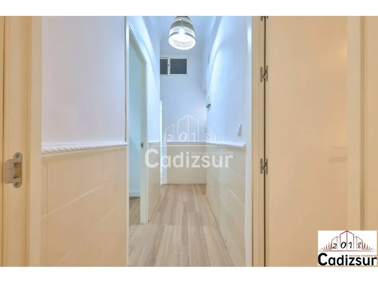 Piso en venta en Cádiz con Trastero y Amueblado