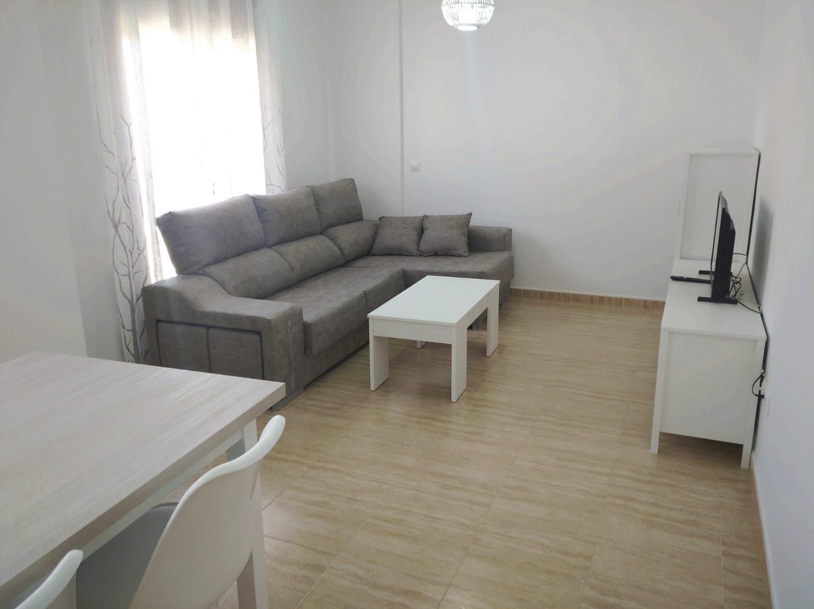 Sala d'estar de Pis en venda en Membrilla amb Aire condicionat, Calefacció i Traster