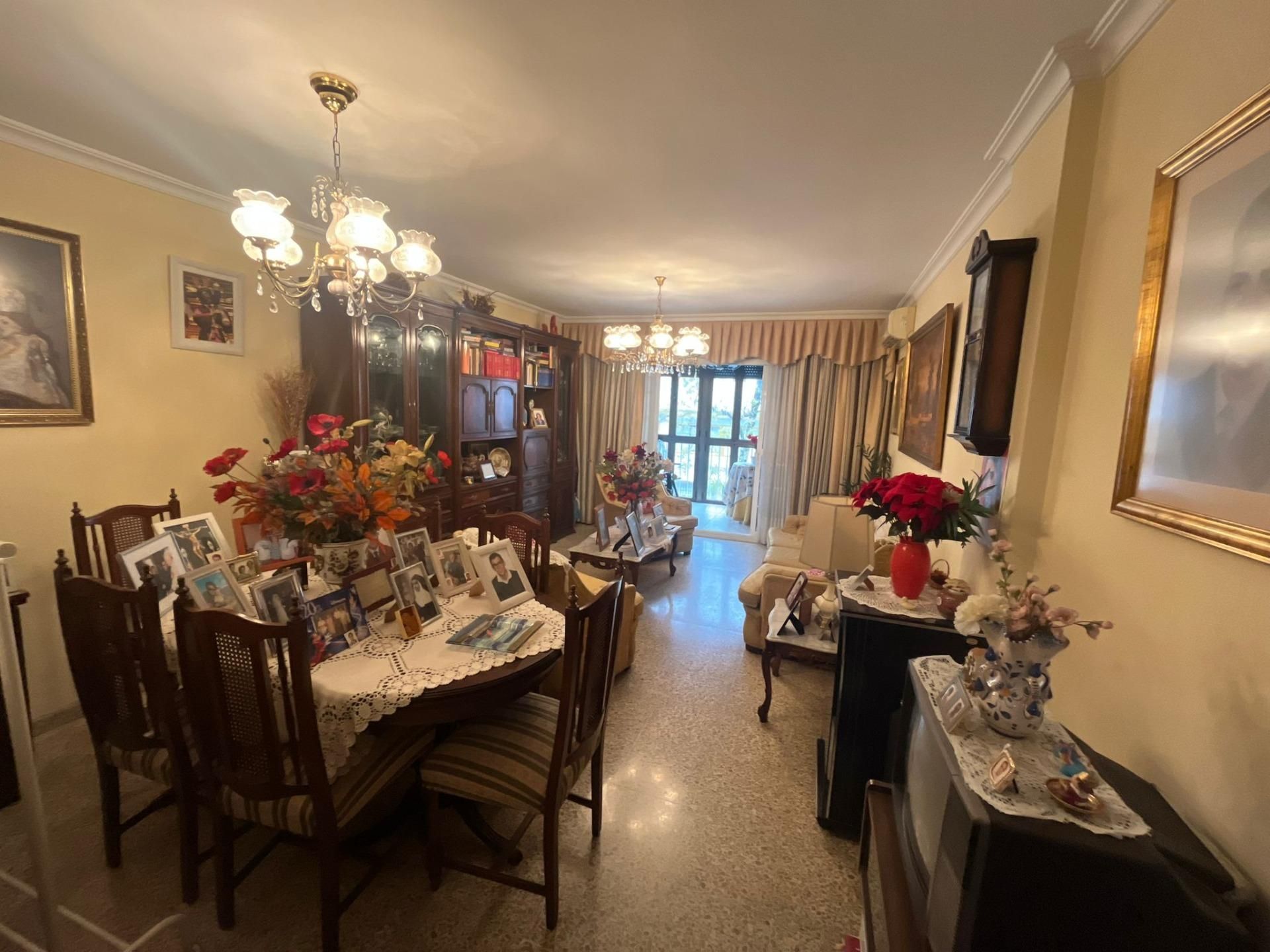 Dining room of Flat for sale in  Sevilla Capital  with Terrace