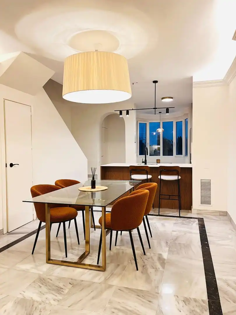 Comedor de Casa adosada en venta en Marbella con Jardín privado, Terraza y Trastero