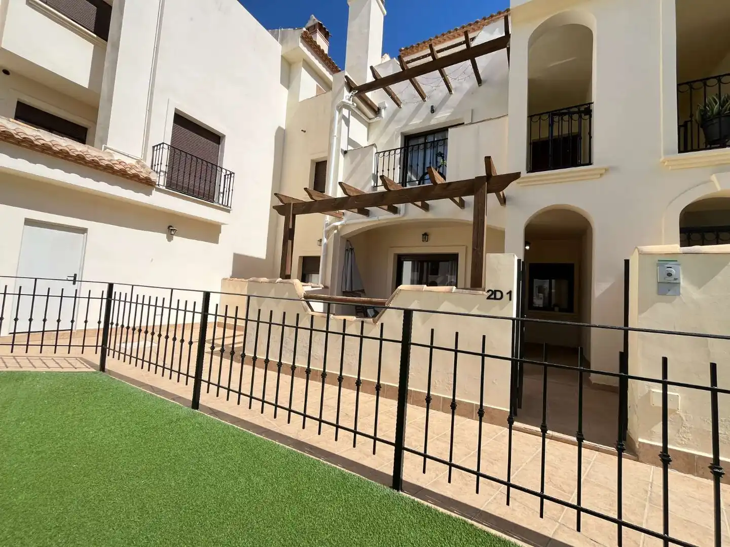 Vista exterior de Apartamento en venta en San Pedro del Pinatar con Aire acondicionado, Piscina y Amueblado