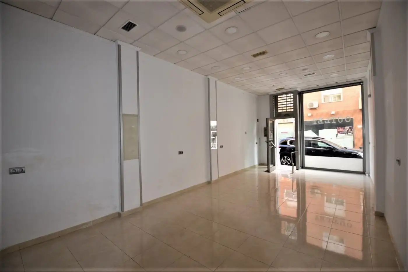 Local comercial en venda a Calle Miguel Angel, imagen 5
