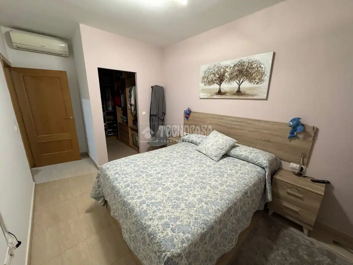 Schlafzimmer von Wohnung zum Verkauf in Villafranca de los Barros mit Klimaanlage, Heizung und Terrasse