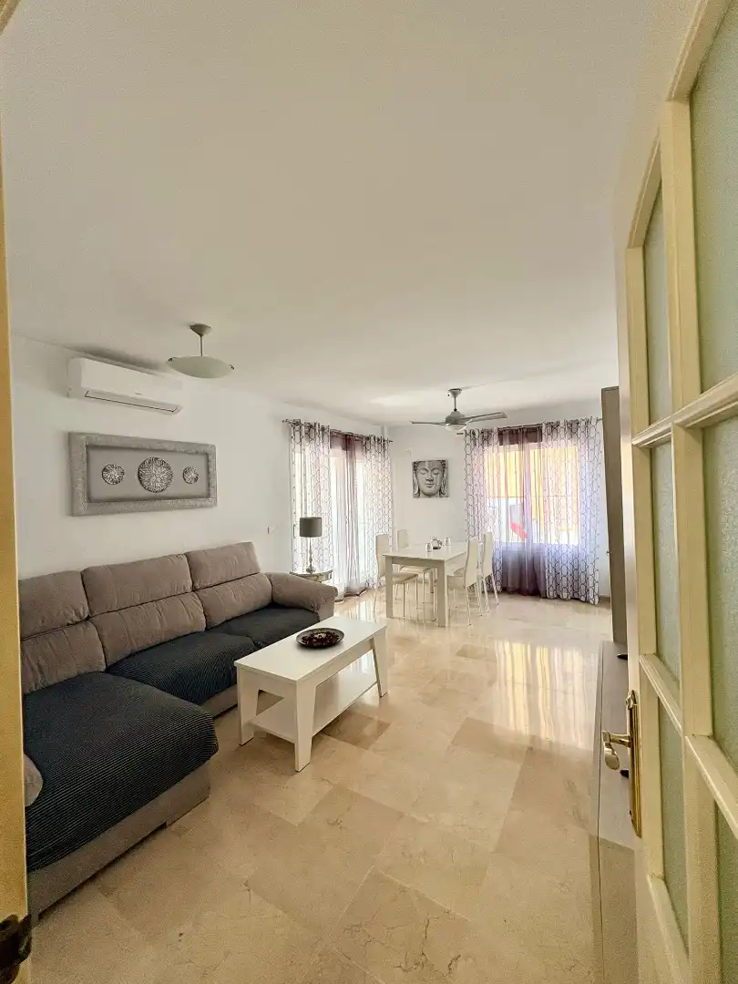 Habitatge amb piscina en venda a Riviera del Sol, imagen 7