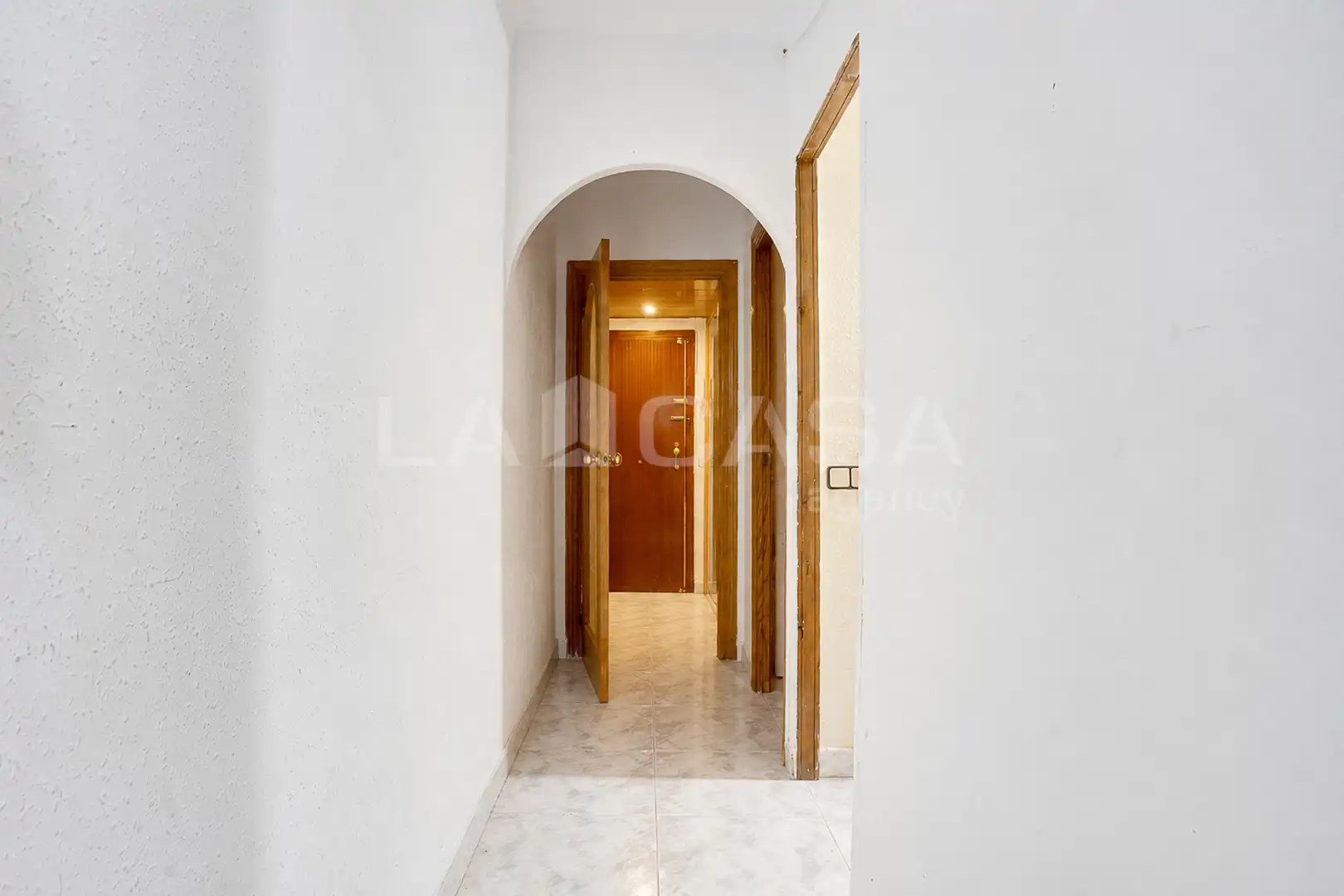 Flat for sale in L'Hospitalet de Llobregat  with Balcony