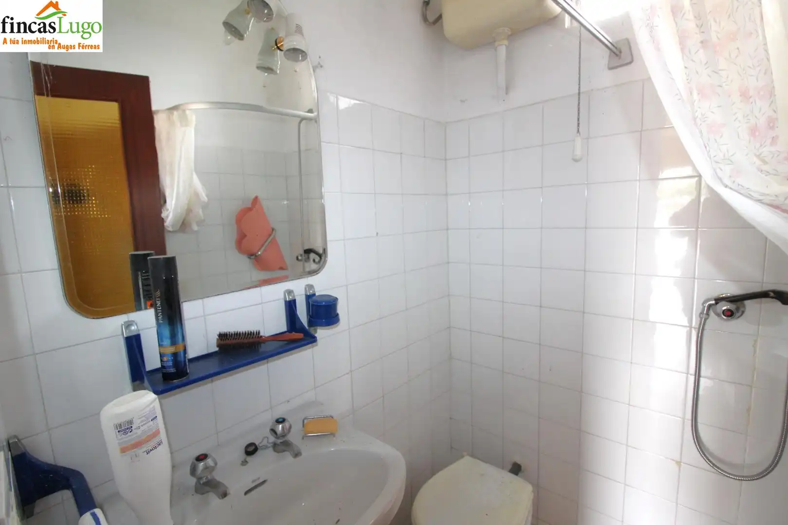 Baño de Casa o chalet en venta en Begonte con Calefacción, Jardín privado y Terraza
