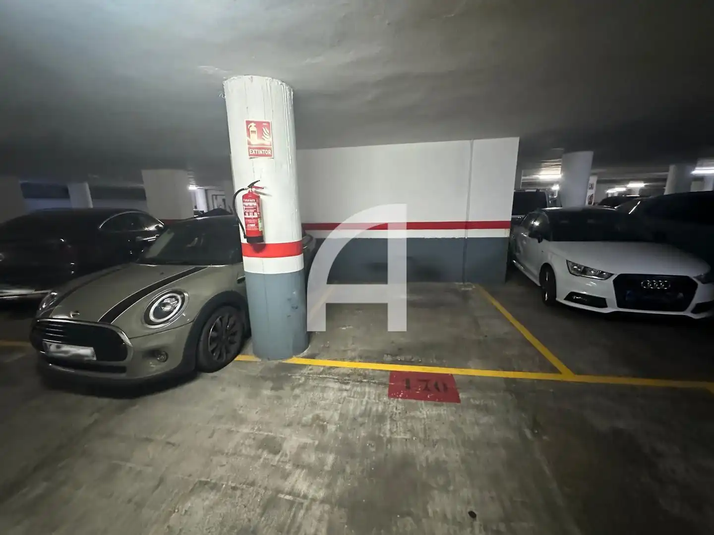 Parking of Garage for rent in Sarrià - Sant Gervasi