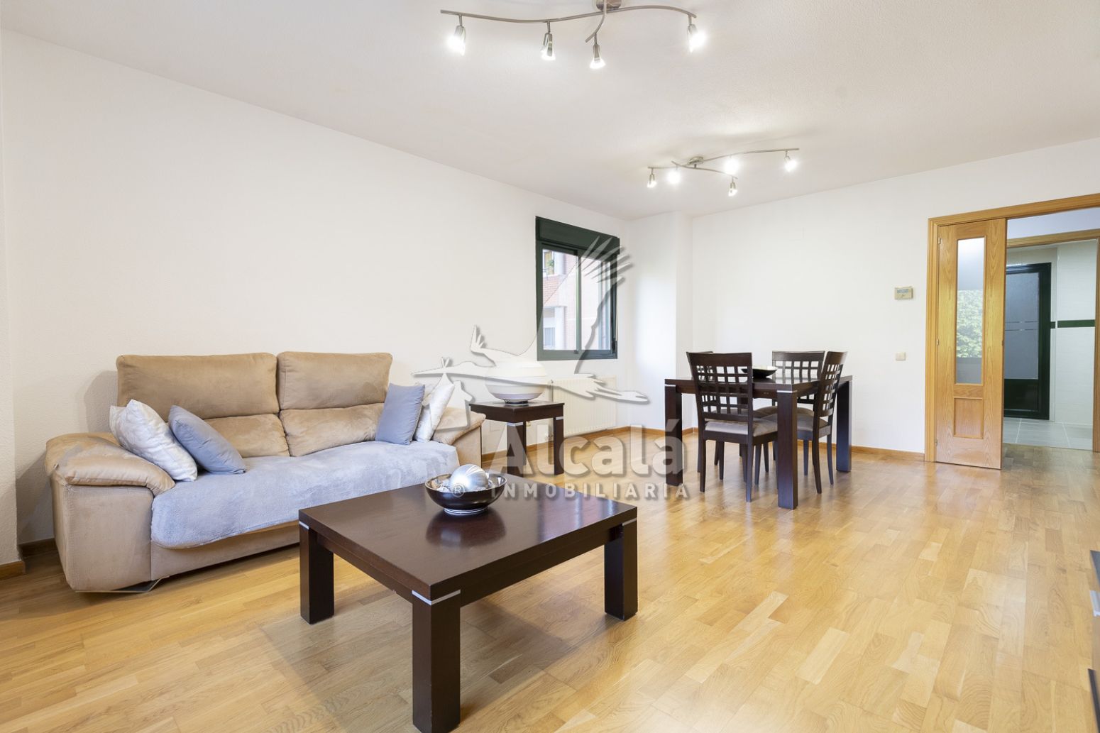Flat for sale in Ensanche