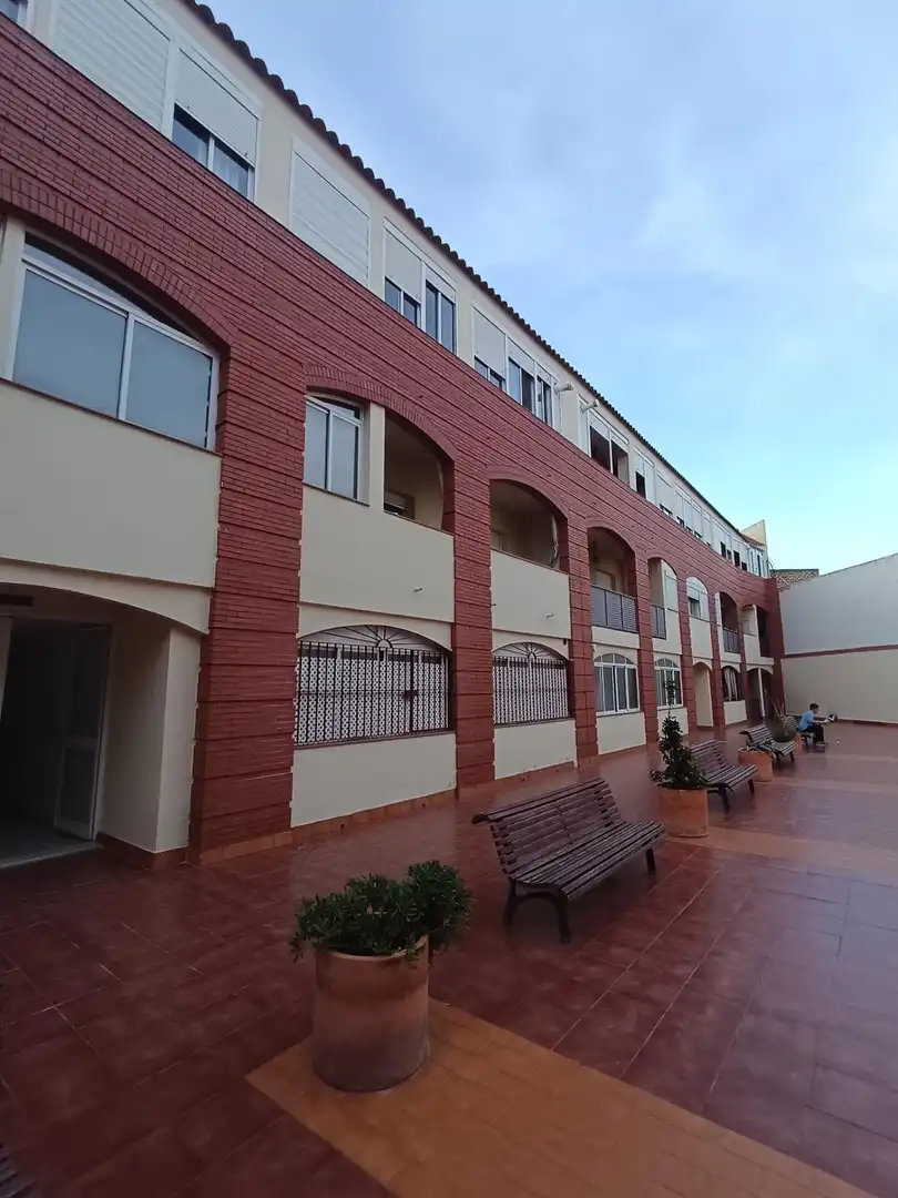 Vista exterior de Piso en venta en La Algaba con Aire acondicionado
