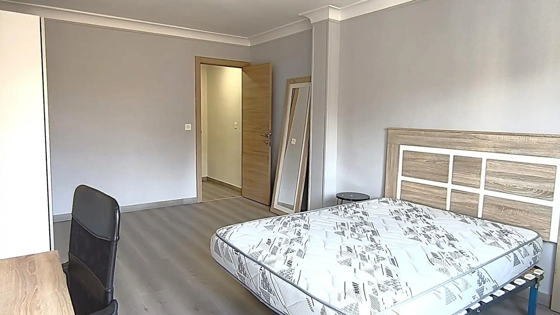 Bedroom of Flat for sale in  Huesca Capital