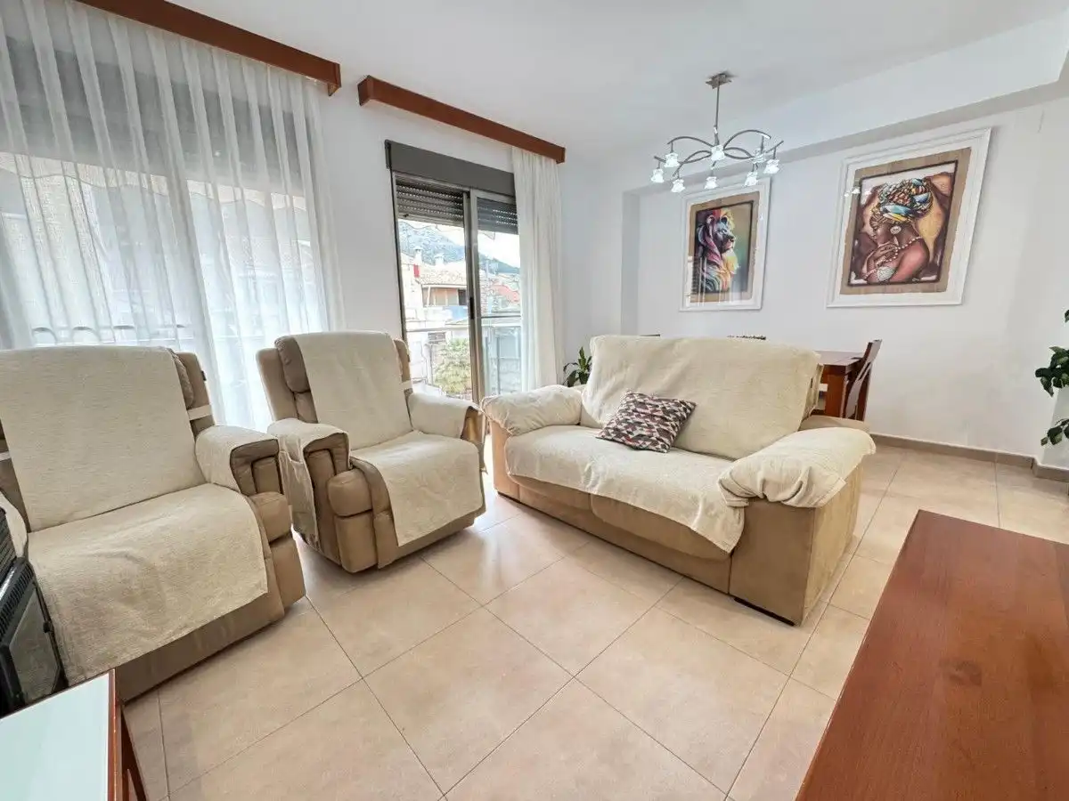Vista exterior de Piso en venta en Simat de la Valldigna con Aire acondicionado y Trastero