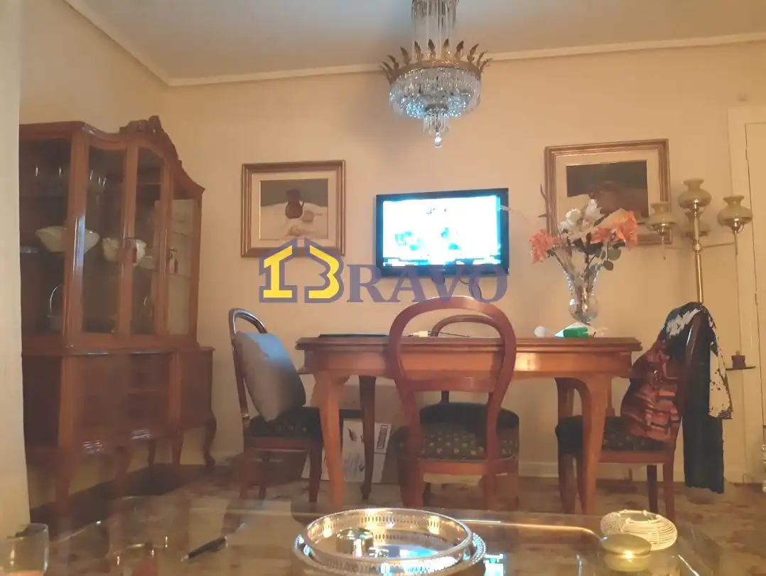 Comedor de Piso en venta en Medina de Pomar con Calefacción, Jardín privado y Terraza