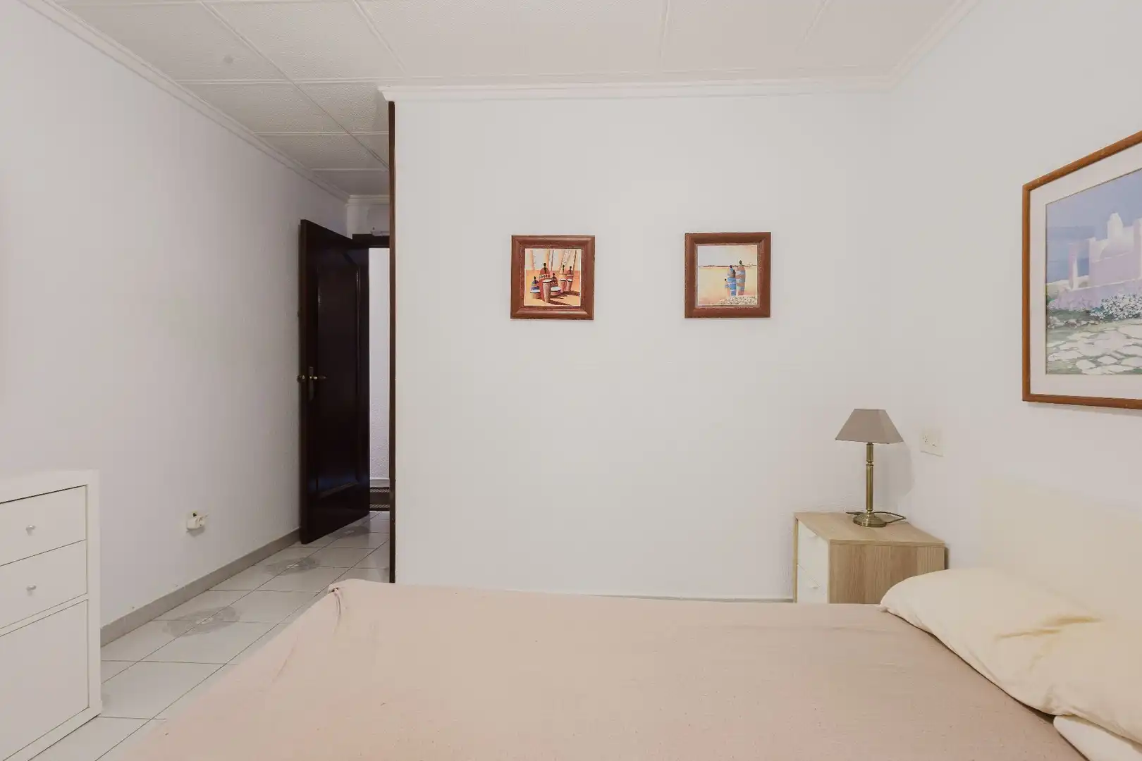 Habitación de Apartamento en venta en Torrevieja con Aire acondicionado, Terraza y Piscina comunitaria