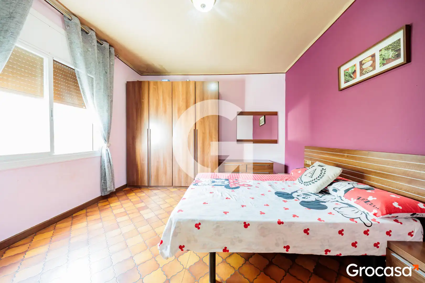 Dormitori de Casa adosada en venda en Terrassa amb Terrassa, Traster i Forn