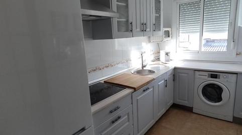 Foto 3 de Piso de alquiler en Banda Playa, V Centenario - Piletas - Capuchinos, Sanlúcar de Barrameda