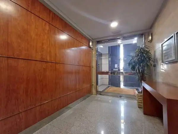 Apartament en venda en Vigo  amb Parquet, Terrassa i Traster
