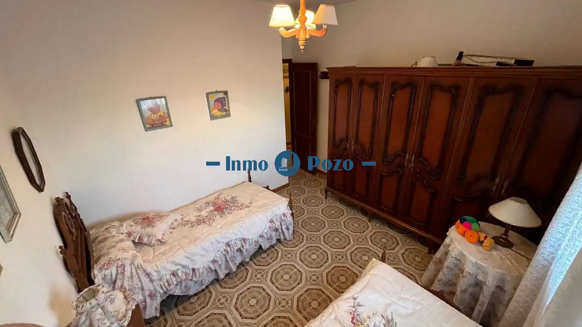 Bedroom of Houses for sale in Alange  with Private garden, Storage room and Swimming Pool