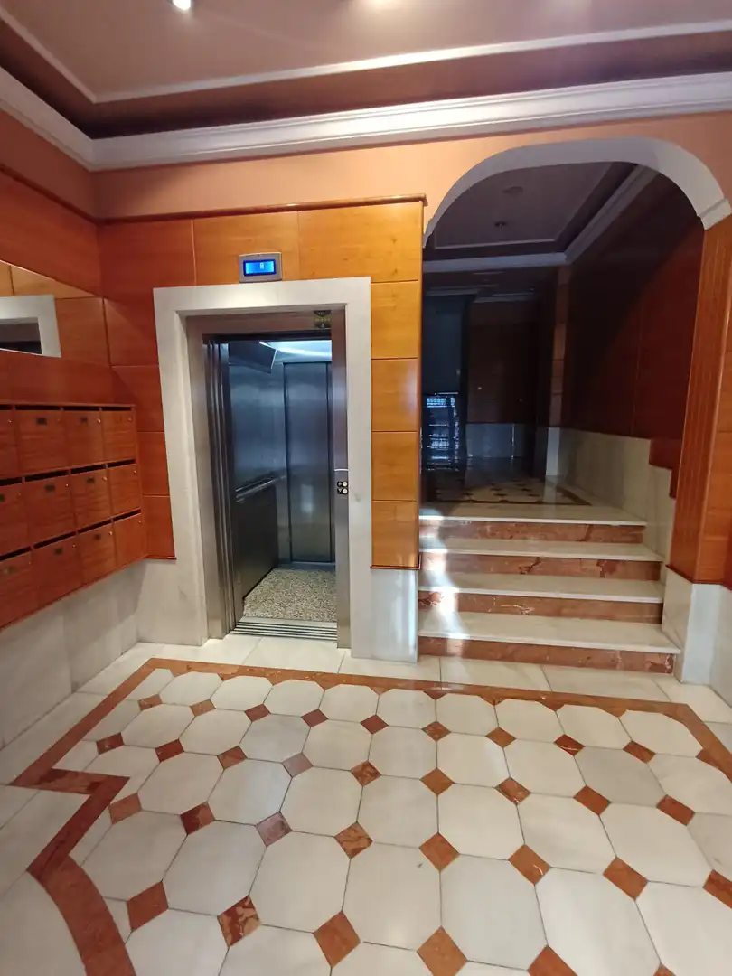 Piso en venta en VOLUNTARIADO, Ciudad Vieja