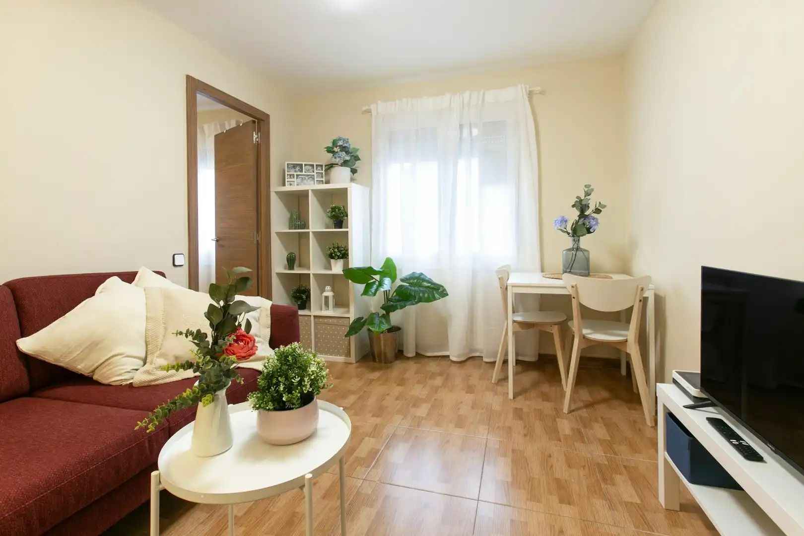 Piso de alquiler en N/A, Pubilla Cases
