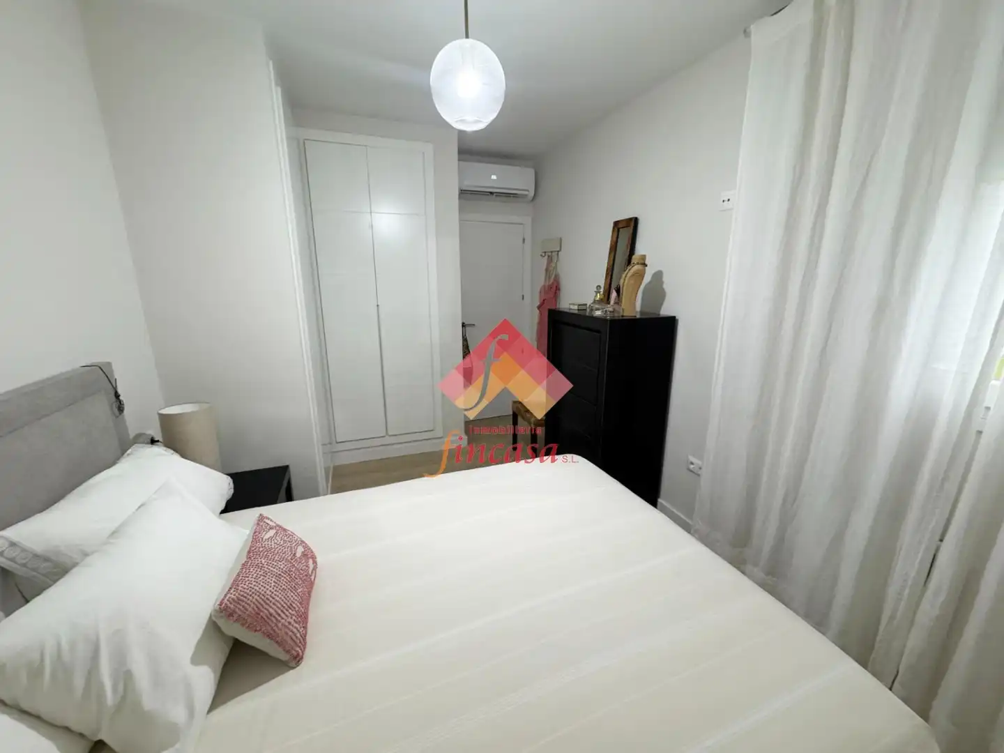 Bedroom of Flat for sale in Ronda  with Terrace and Storage room