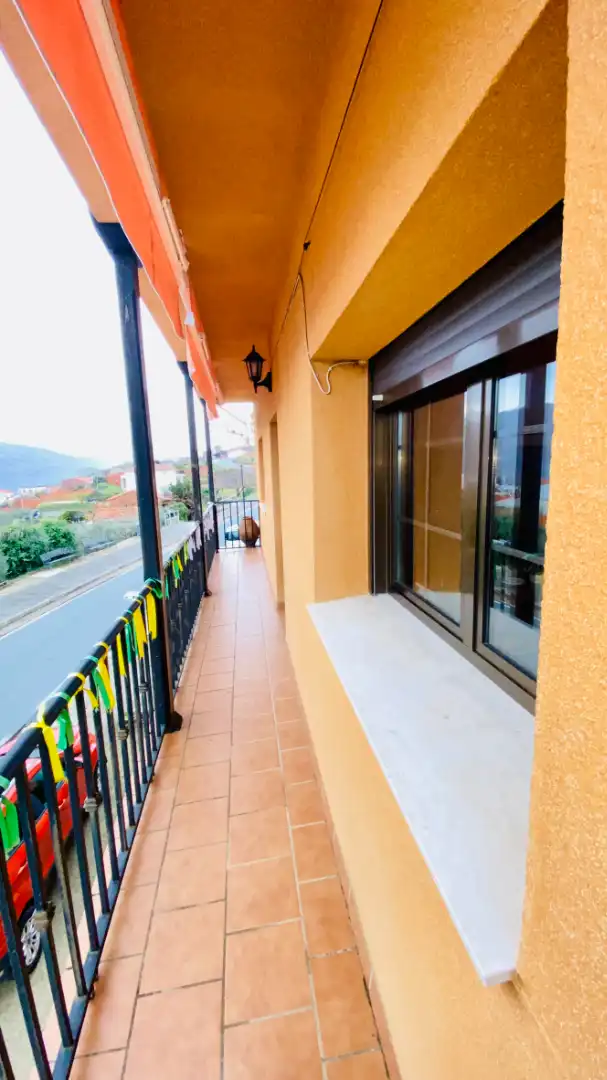 Terrassa de Casa o xalet en venda en Valdastillas amb Aire condicionat, Jardí privat i Terrassa